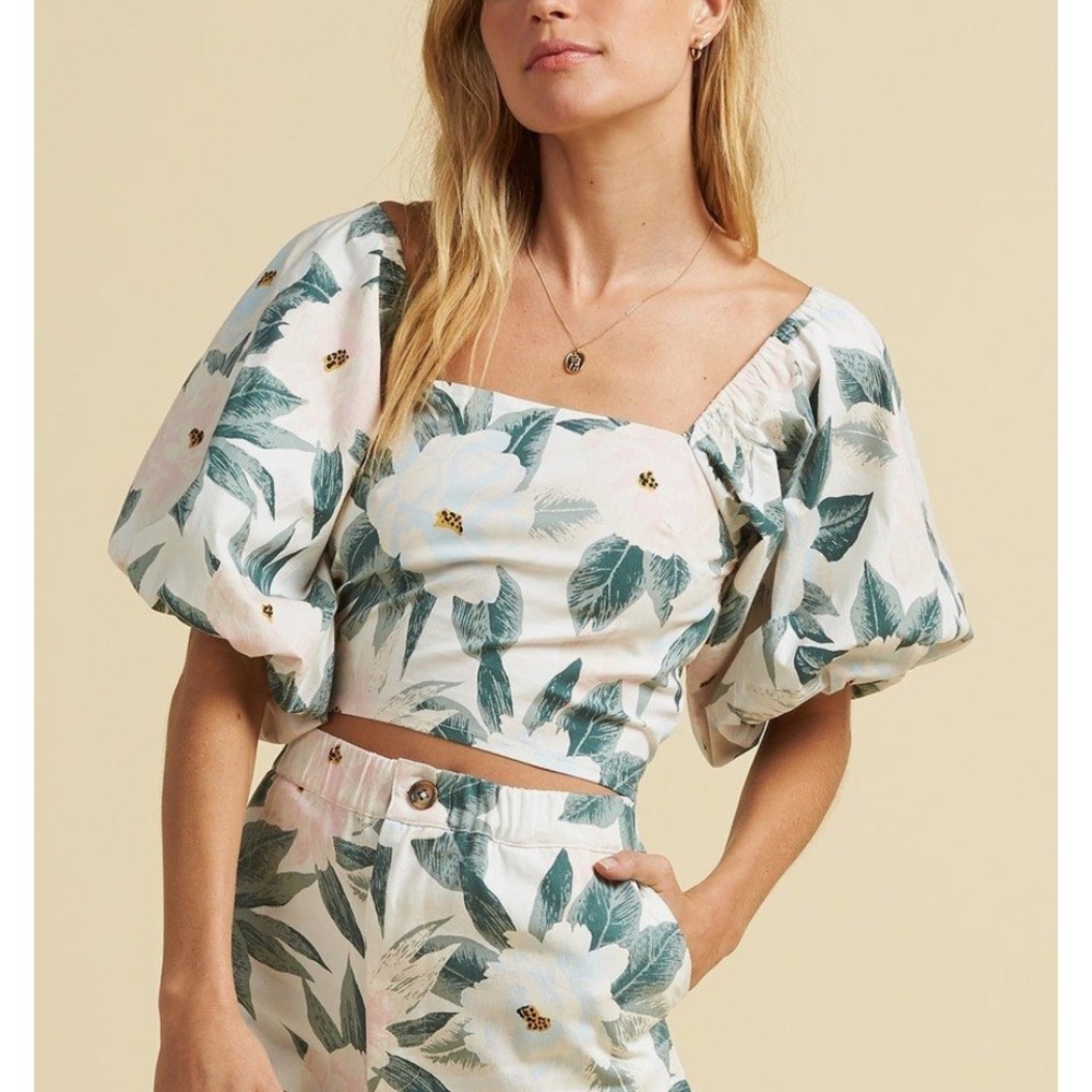 Billabong x salty blonde top
